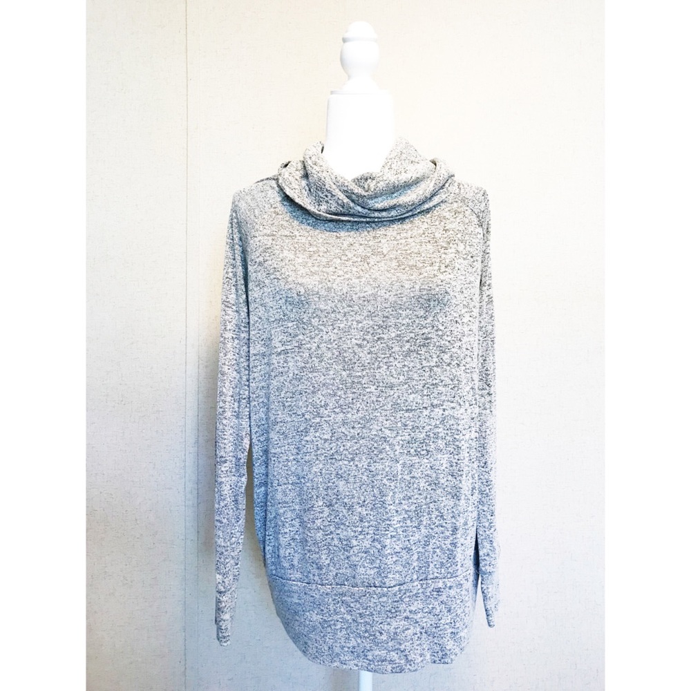 4 for $25 🌈 Cowlneck Tunic Sweater